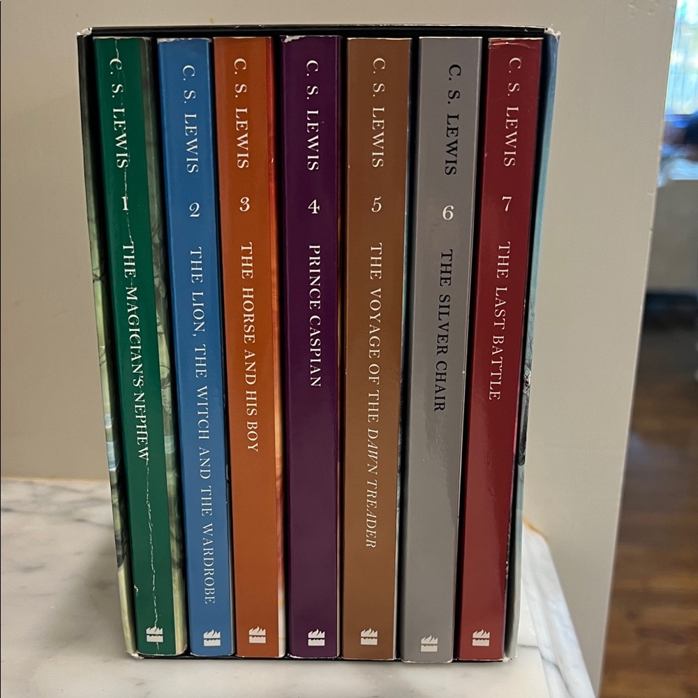 C.S. Lewis Chronicles of Narnia Book Set